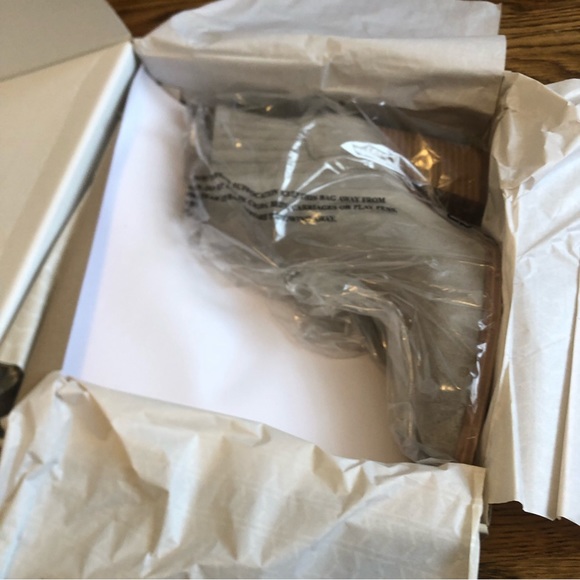 Marc Fisher Orlanda booties 9.5 light grey NEW - Picture 8 of 8